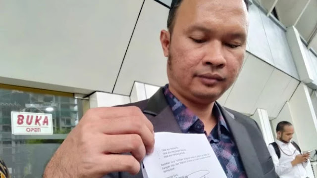 Prabowo Jadi Penjamin Penangguhan Penahanan Ahmad Dhani Prabowo Jadi Penjamin Penangguhan Penahanan Ahmad Dhani