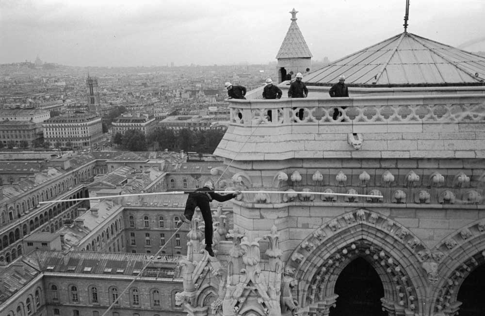 Incredible Photographs Captured Philippe Petit Walking on a Wire