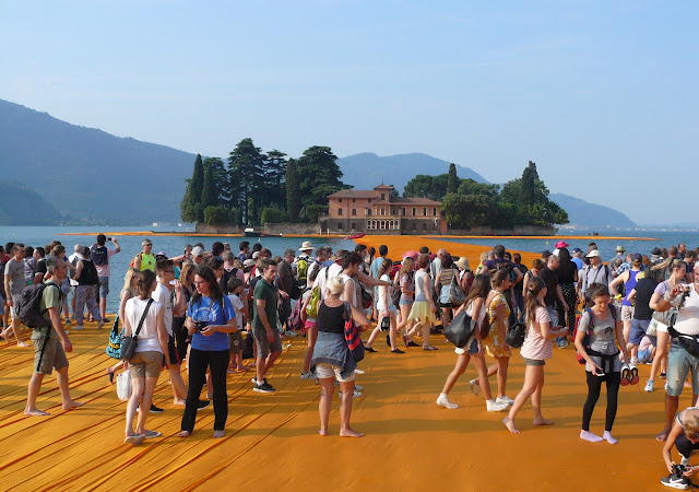 The-Floating-Piers