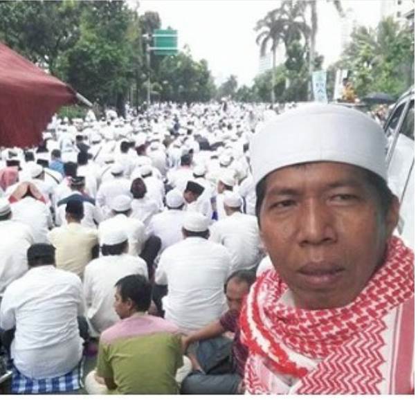 Ini Deretan Artis Yang Ikut Dalam Aksi Bela Islam 212, Lihat Foto-Fotonya