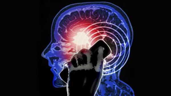 Resikonya Memakai Smartphone Layar Retak Apakah anda pernah memikirkan akan bahayanya hal tersebut kalau memang terjadi ? bahkan International Agency for Research on Cancer mengklaim radiasi yang dipancarkan dari layar smartphone yang mengalami keretakan, dua kali lebih berbahaya dari radiasi smartphone biasa. Tentu hal ini sangat beresiko bagi kesehatan kita, oleh alasannya itu kita harus lebih bijak dalam menggunakannya. Ada baiknya kita harus menjaga semua barang barang kita dengan tidak menaruhnya di sembarang kawasan yang sanggup mengakibatkan suatu kerusakan pada barang tersebut. demikian isu kali ini semoga bermanfaat dan sanggup menambah wawasan anda.