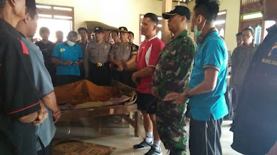 BABINSA DESA JURANGJERO EVAKUASI ORANG TENGGELAM
