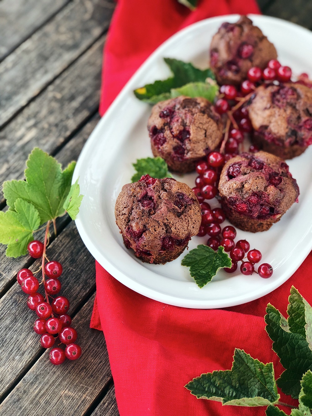 Johannisbeer-Schoko-Muffins mit Walnüssen | Fashion Kitchen | Bloglovin’