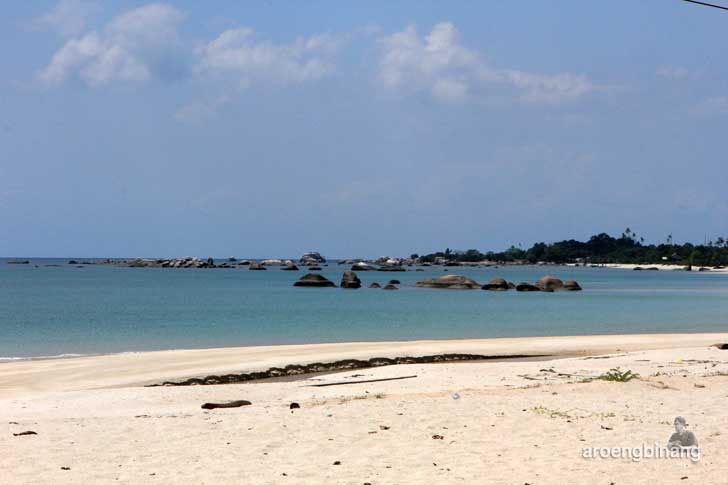 pantai mabai belitung