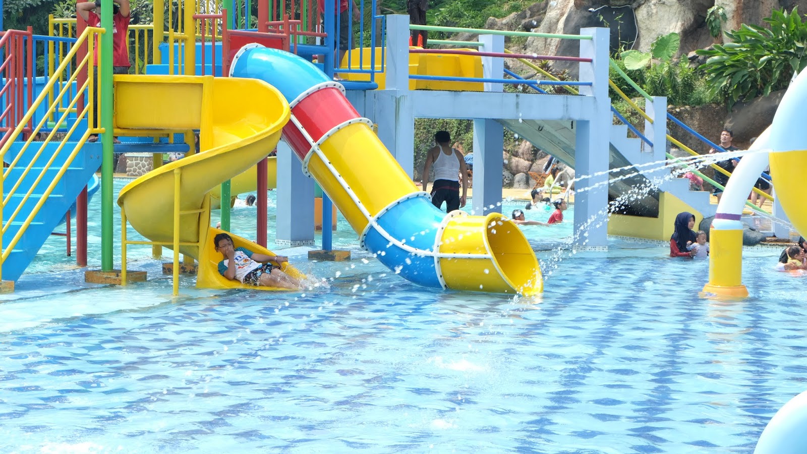 SS WATERPARK, Kolam Renang Anak Terbaru di TMII