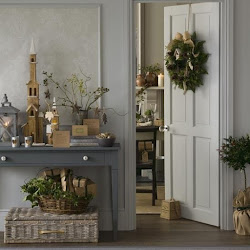 christmas decorating hallway natural decorations country farmhouse traditional modern foliage living grey decoration interior housetohome rustic decor idea interiors room
