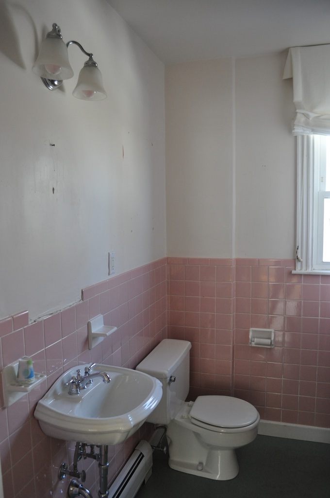 many of you are big fans of mamie eisenhower pink bathrooms click here for more info but truth be told im relieved to see the pink go