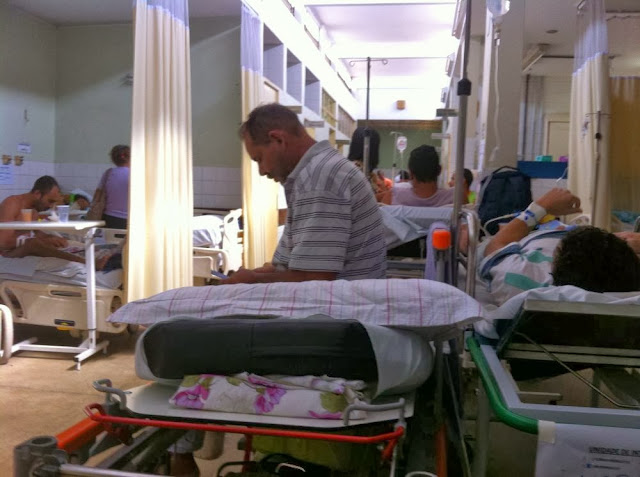 Durante campanha em Ceilândia, Ibaneis prometeu volta de programas sociais