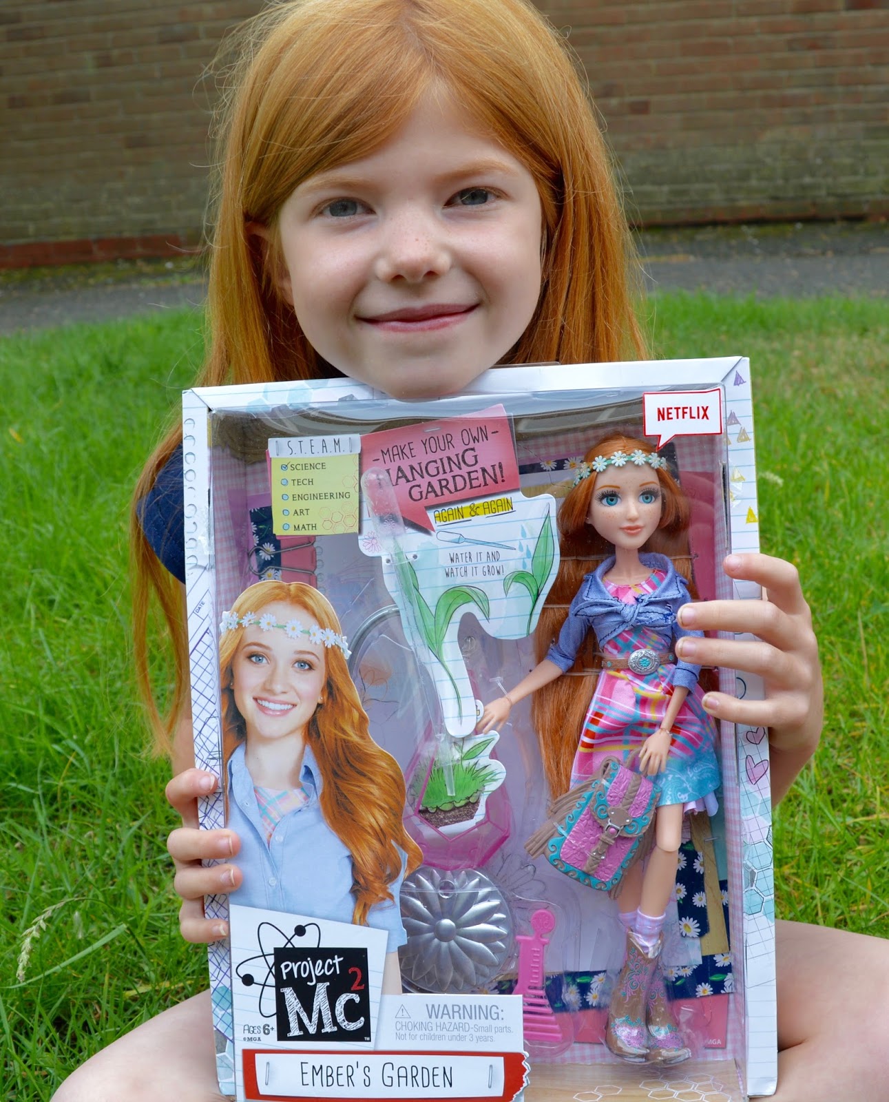 Encouraging our children into science - Project Mc2 experiment dolls review