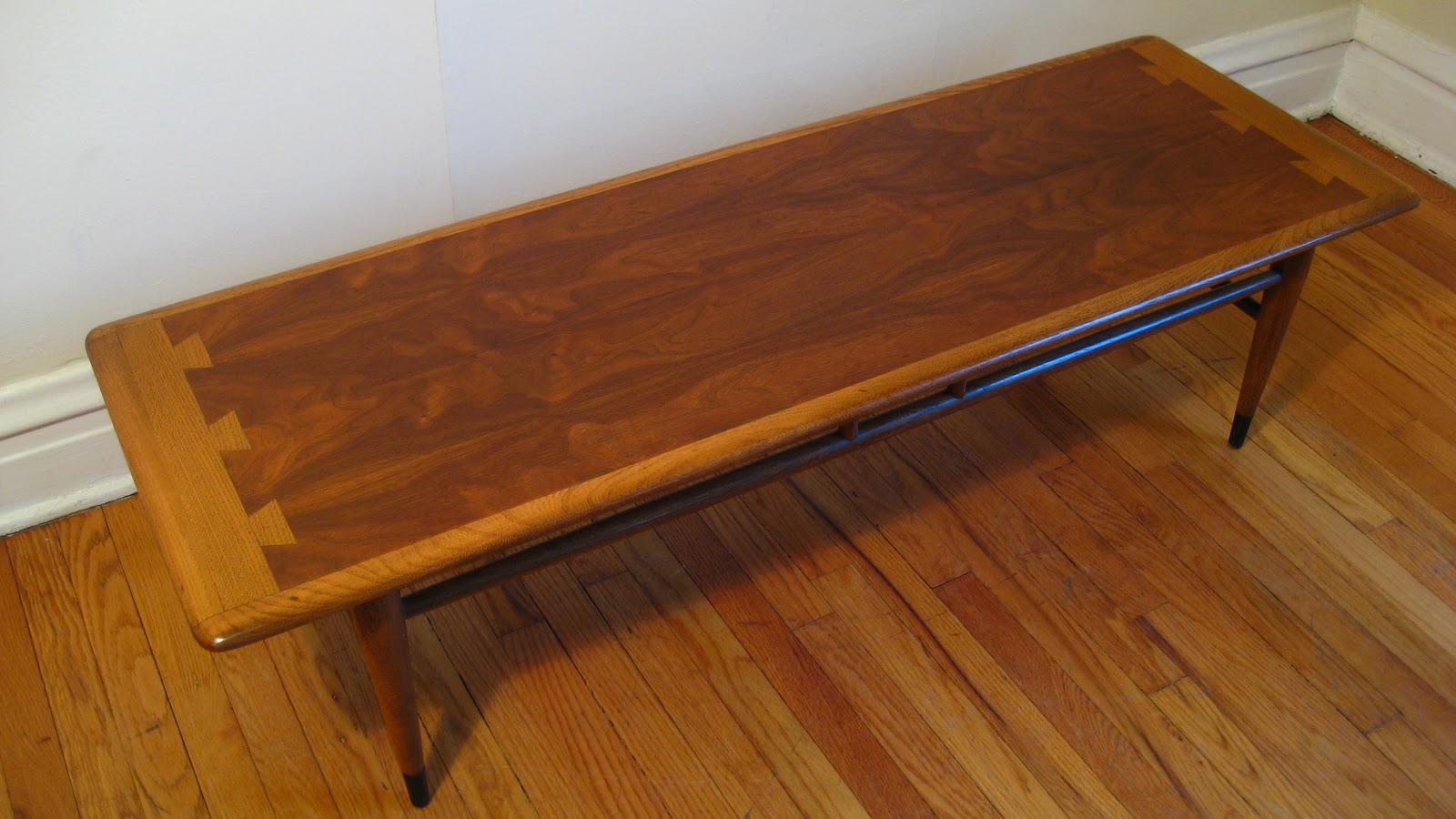 flatout design Lane Acclaim Coffee Table