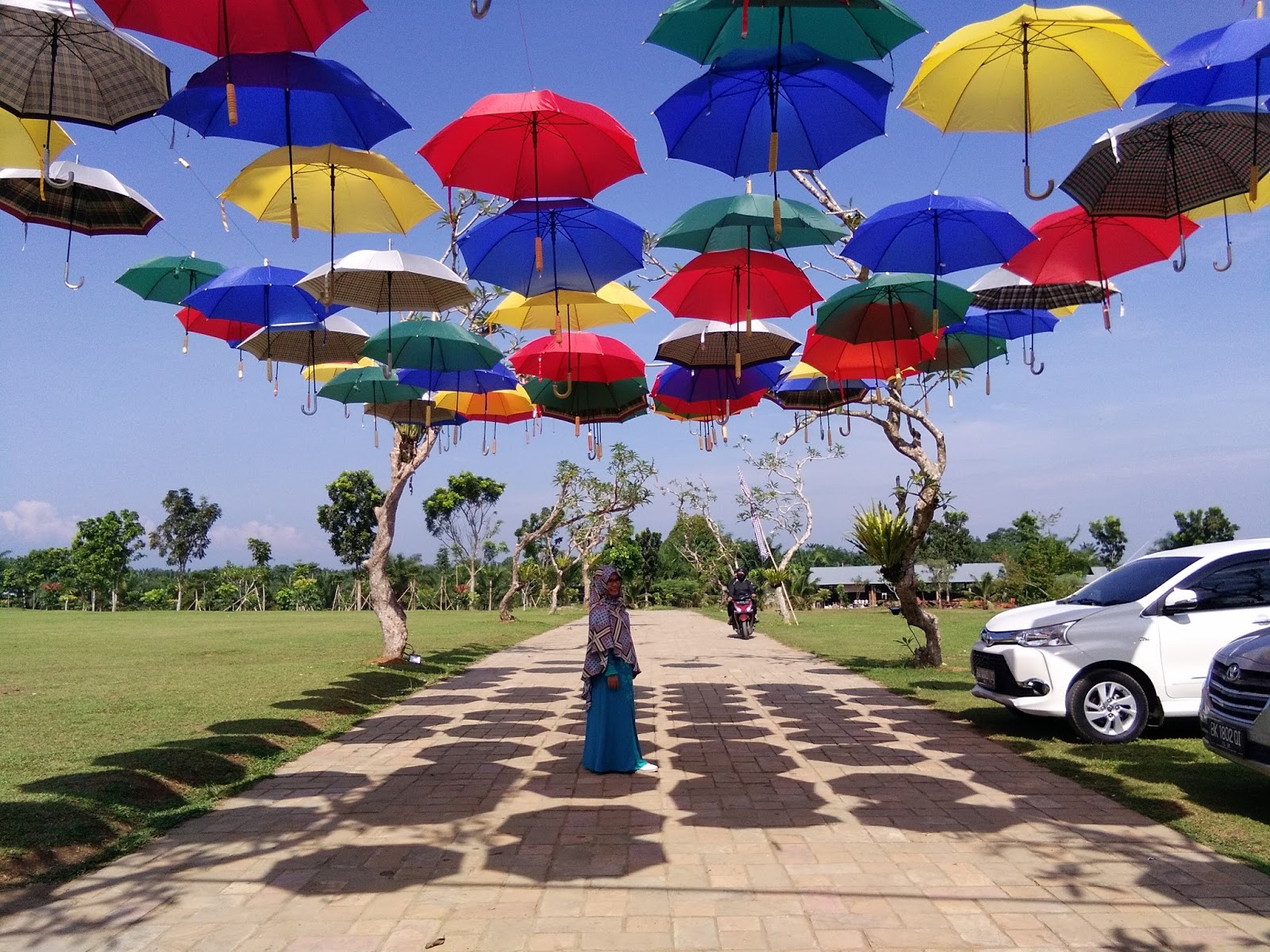 Deliani Putri Syari T Garden Resort Balinya Medan