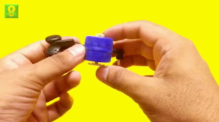 Cara Membuat Headset Organizer dari Tutup Botol