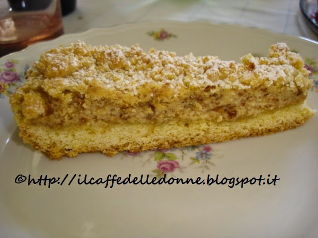 crostata di ricotta e amaretti  