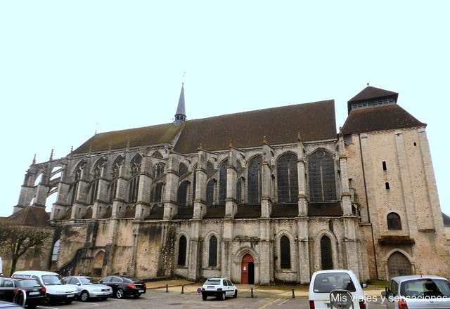 Iglesia de Saint Pierre, Chartres Iglesia de Saint Pierre, Chartres