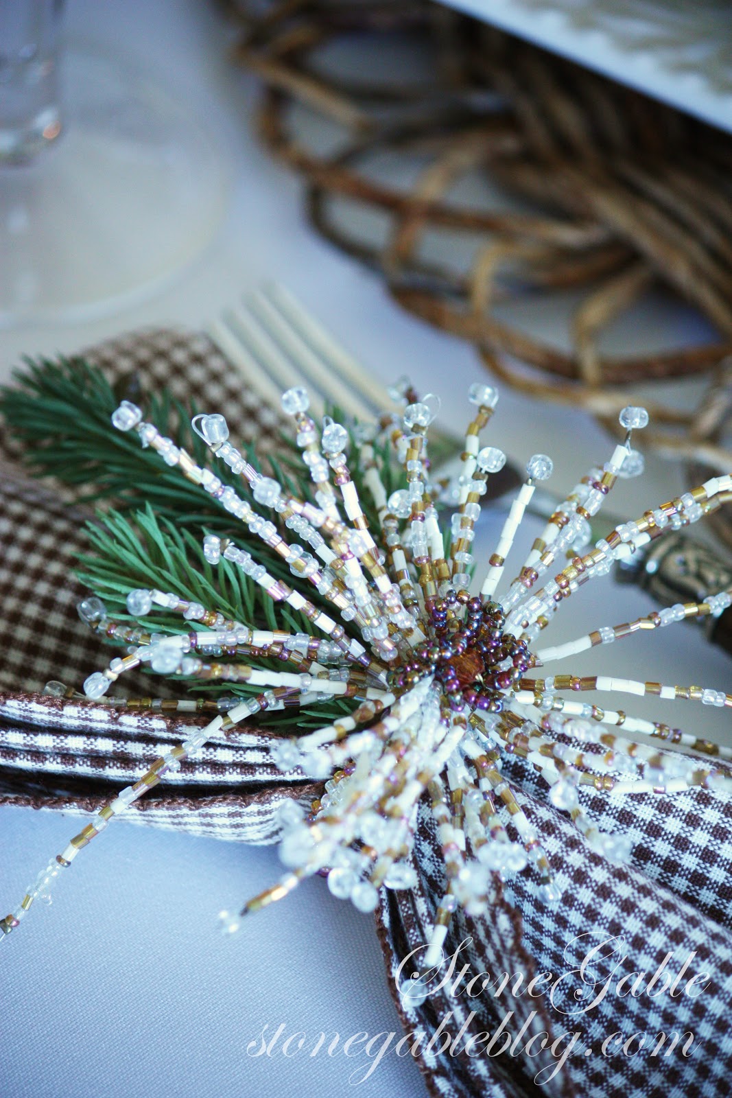 HOMESPUN CHRISTMAS LINKY PARTY ~ RECIPES AND TABLESCAPES - StoneGable