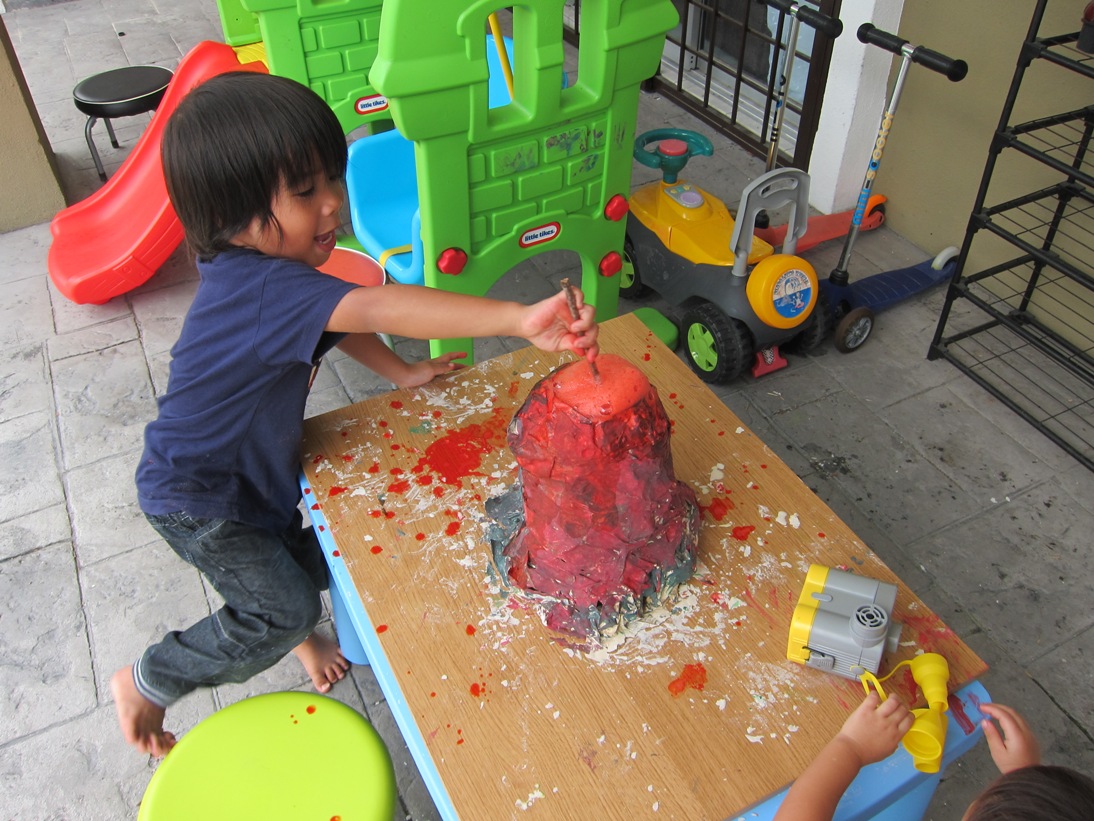 My Babies: How to make a volcano - a tutorial