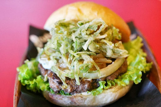Franch Burger 8 Cuts Burger Blends UP Town Center