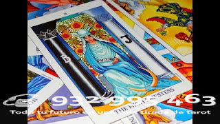 Llama ahora para una lectura de tarot. TAROT
