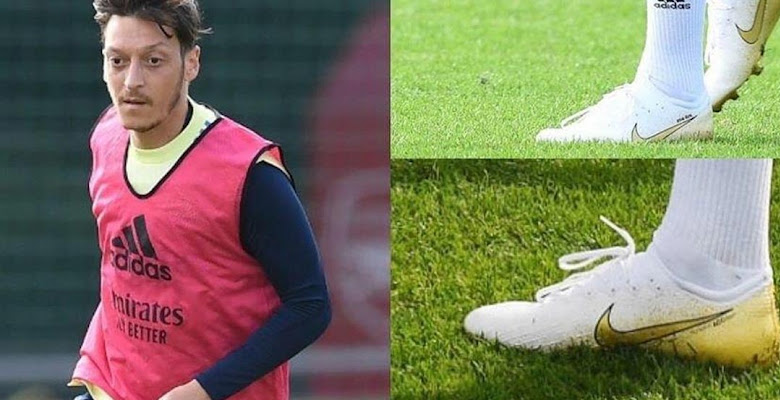jadon sancho new football boots