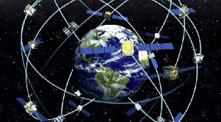 konstelasi satelit GPS yang mengitari bumi pada ketinggan 20.200 km dari permukaan bumi konstelasi satelit GPS yang mengitari bumi pada ketinggan 20.200 km dari permukaan bumi
