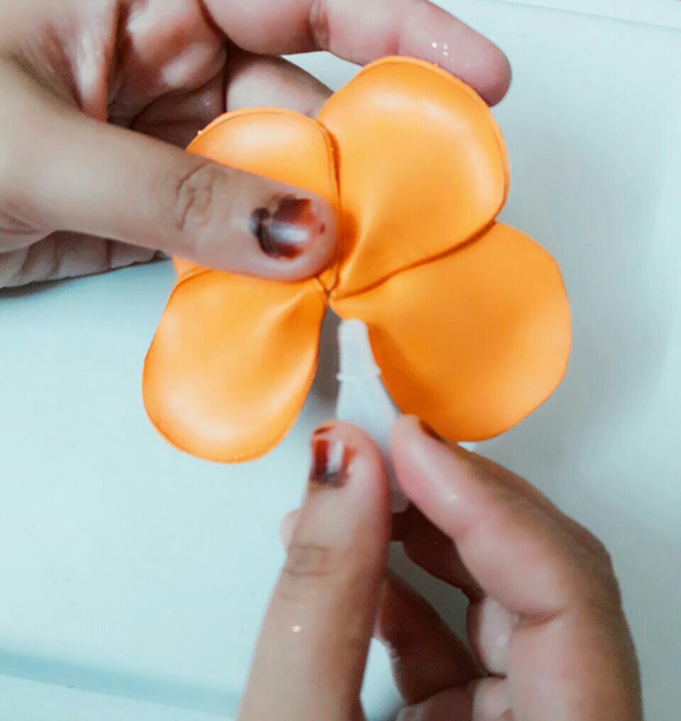 foamposites with flowers