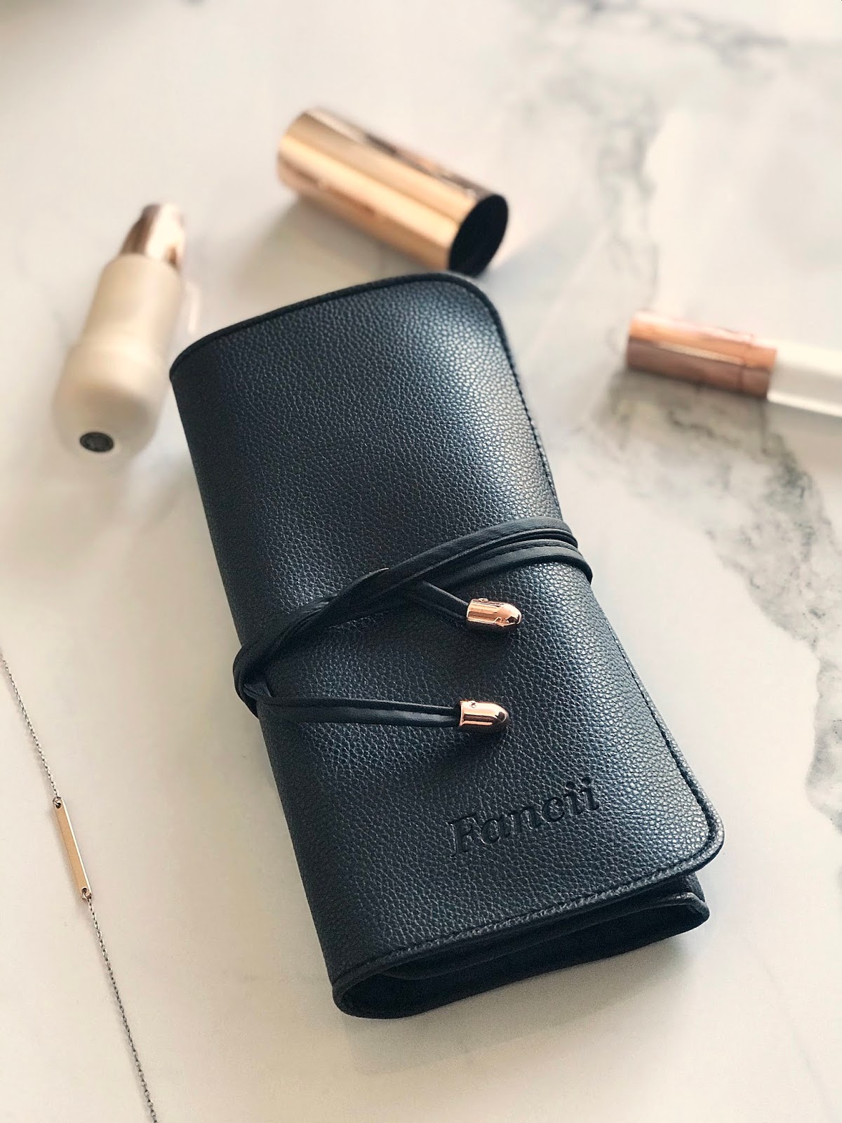 THE PRETTIEST ROSE GOLD MAKEUP BRUSHES | FANCII ARIA PROFESSIONAL ...