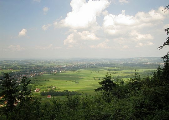Panorama ze stoku Bliźniaków na południowy wschód. Panorama ze stoku Bliźniaków na południowy wschód.