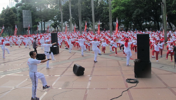 Pemeriksaan Tekanan Darah dan Kesehatan Gula Darah Serempak di 15 Kota