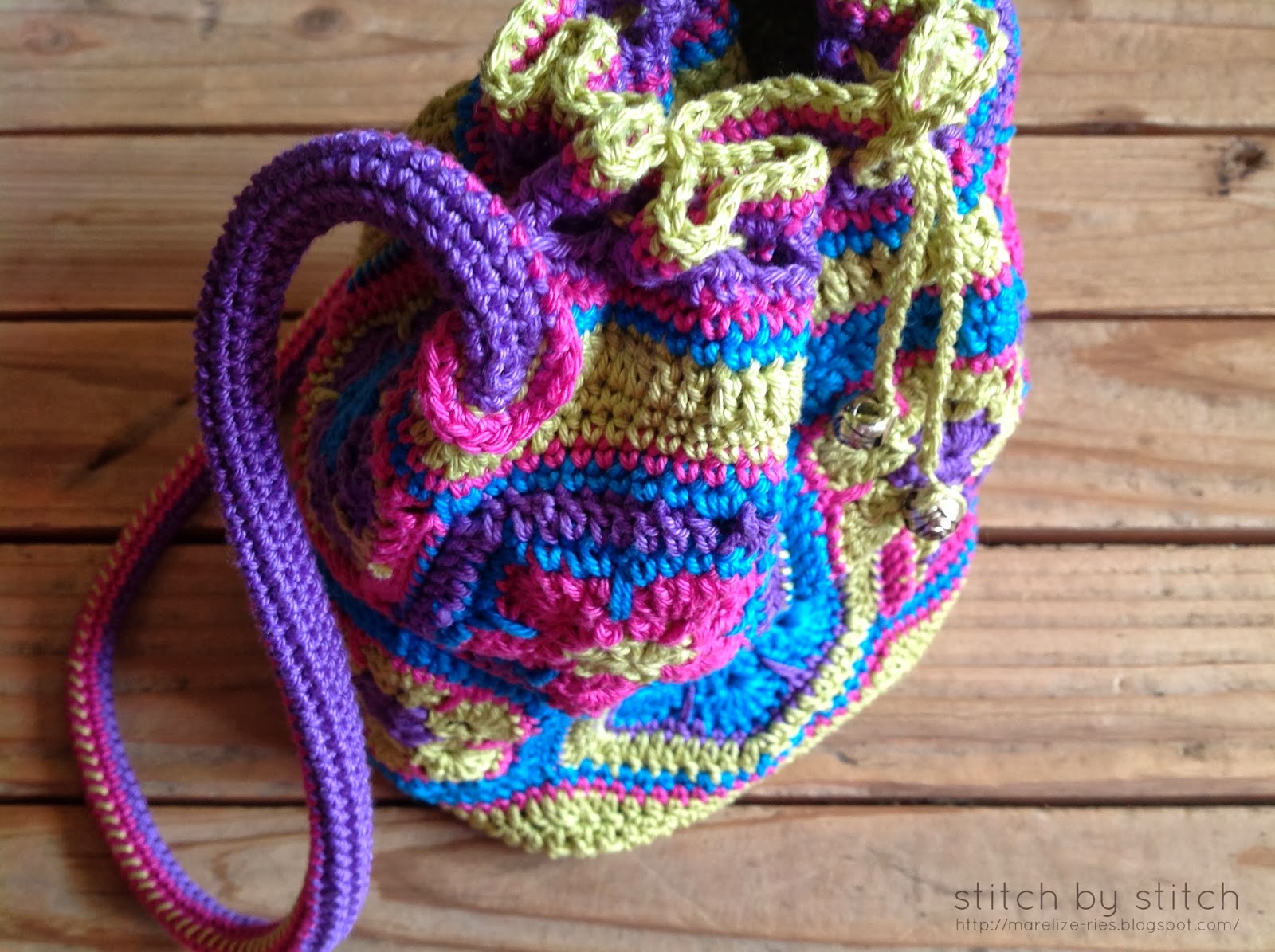 Stitch by Stitch African Flower Crochet Bag Lining Tutorial