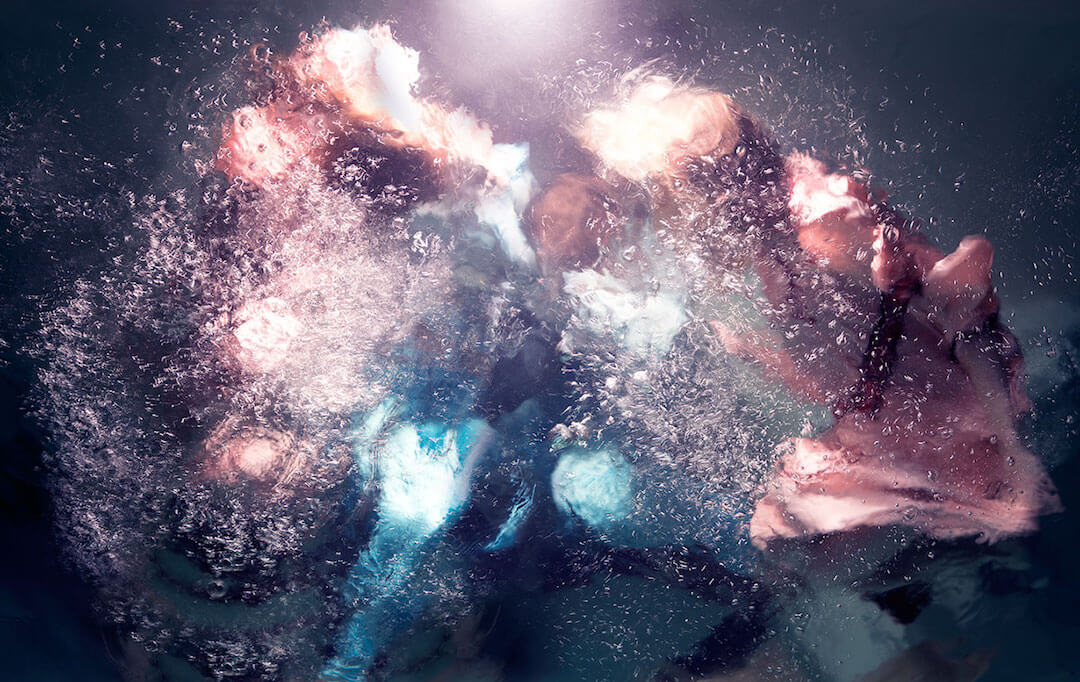 Astonishing Underwater Photos Look Like Baroque Paintings