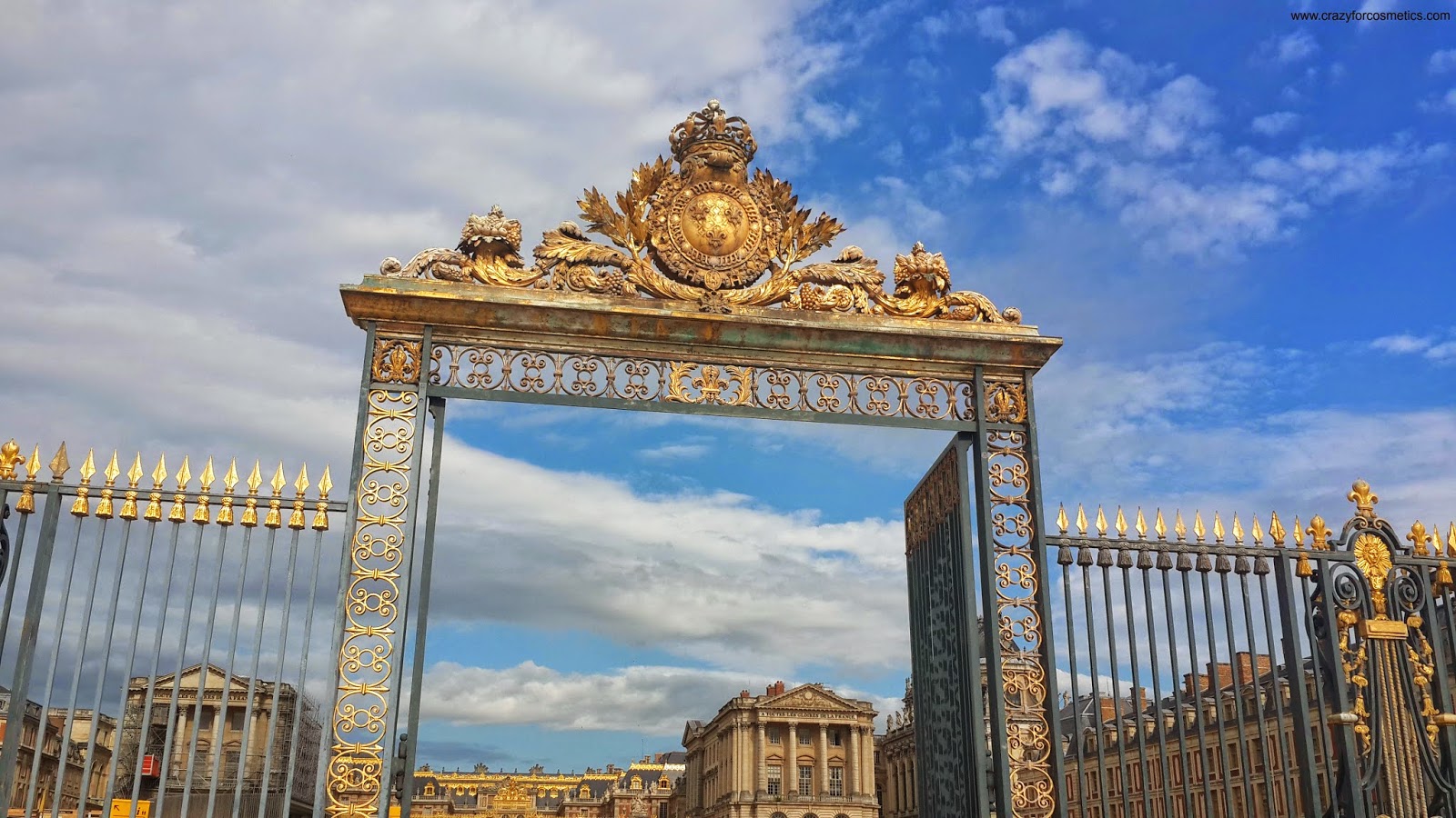 Chateau de Versailles - French Revolution Europe Tour Itinerary -Europe Trip- Trip to Paris & Switzerland - Palace of Versailles- Hint Hunt Paris- Eiffel Tower Paris- Disneyland Paris