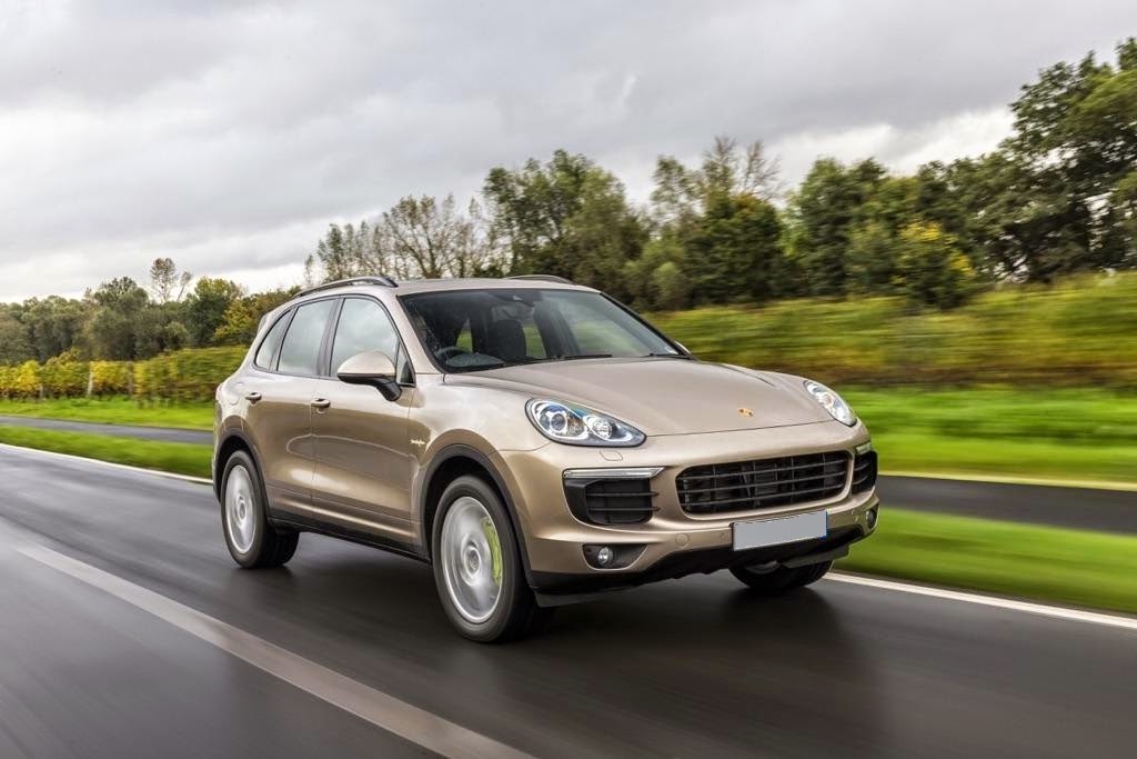 Car Reviews New Pictures For 2019 2020 2017 Porsche Cayenne S For Those Unfamiliar With The Mutating Nature Of Cayenne Lineup 76 400 S E Hybrid Slots In Terms Price Right Around That 74 100