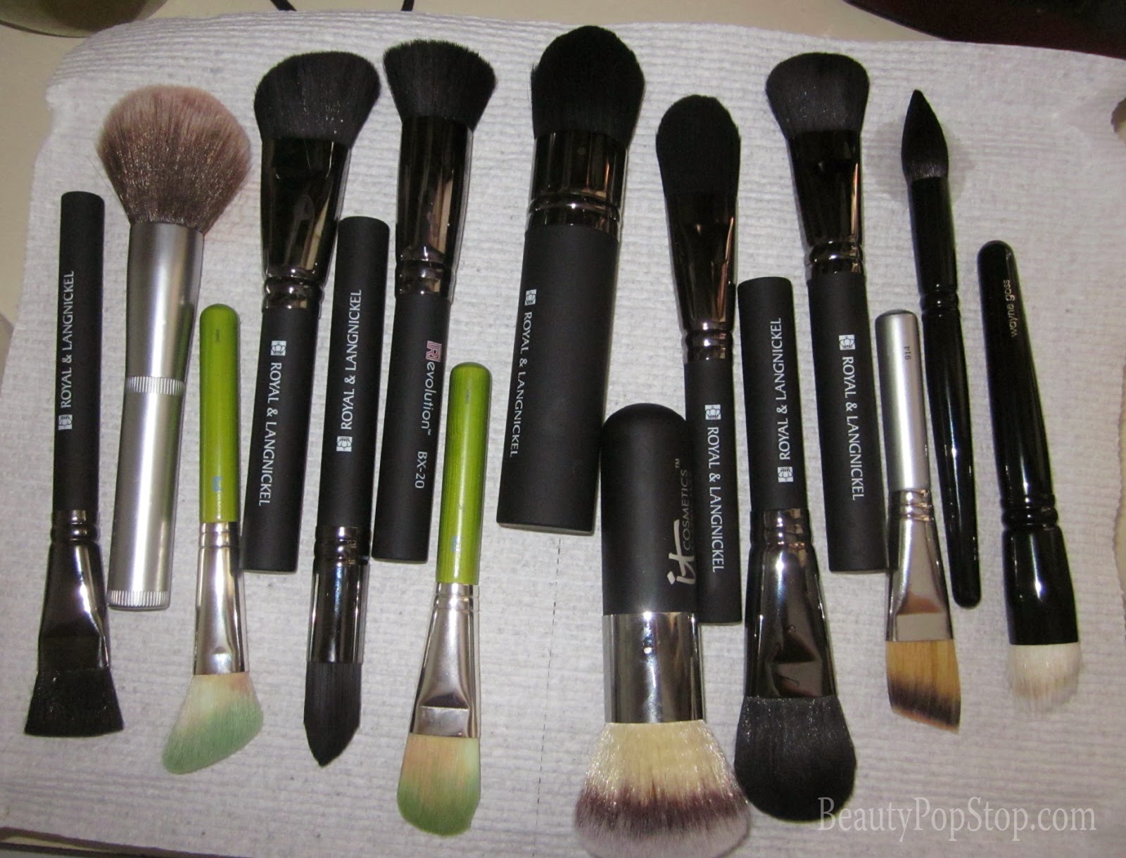 how to wash makeup brushes