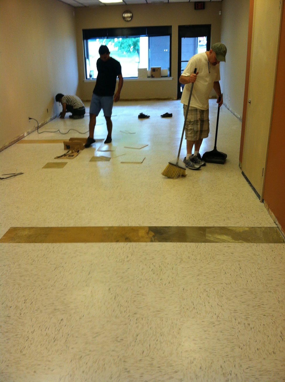 Country Flooring Direct Musical Sheers Hair Salon In Bellevue Tn