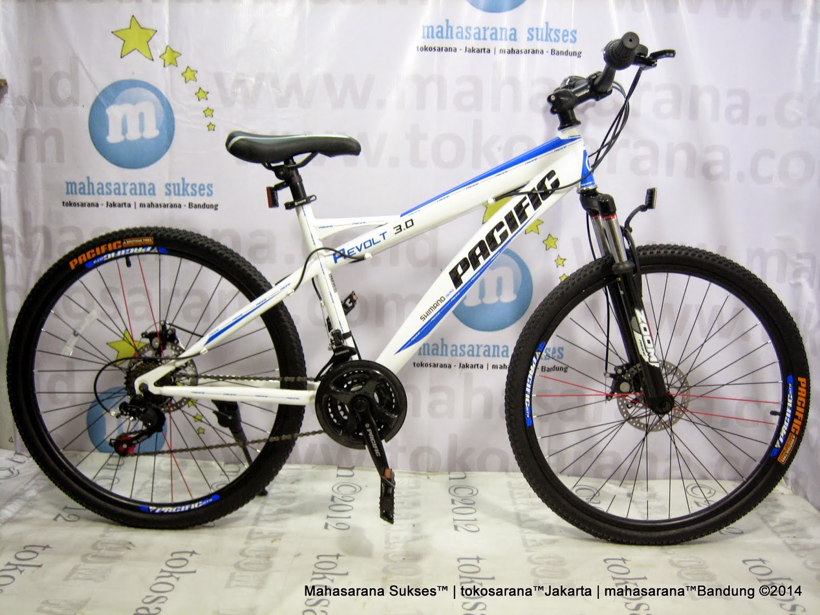  Sepeda Gunung Pacific  Revolt 3 0 21 Speed 26 Inci White 