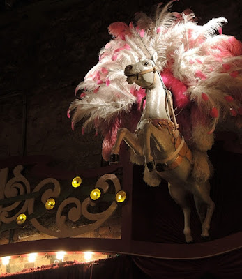 Parijs: musée des arts Forains - Nostalgische Franse kermis