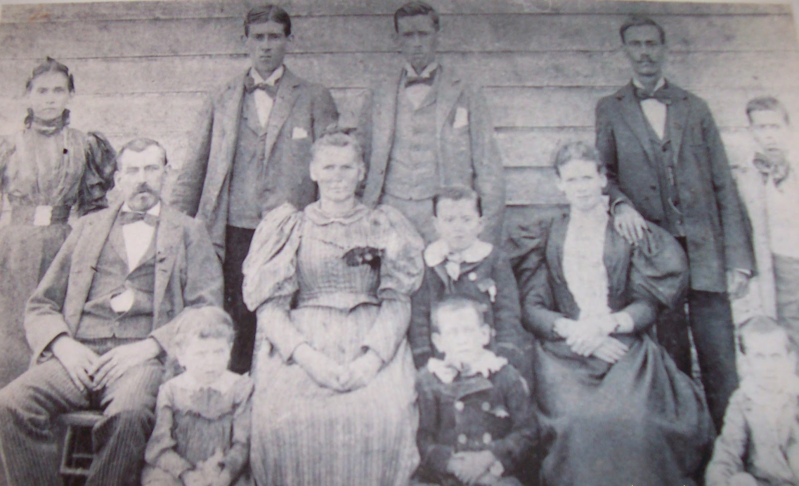 Tangled Roots and Trees The Case of Two Men Named Grover Cleveland Wood