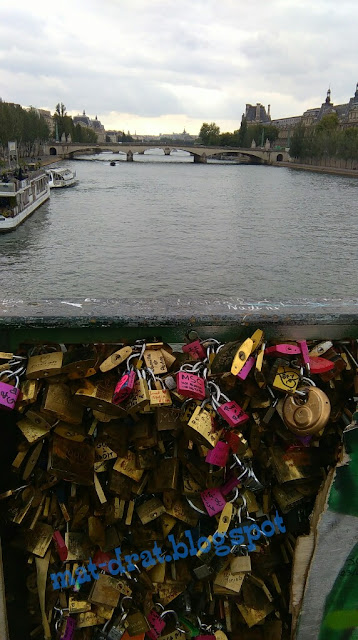 Tempat Menarik di Paris Pont De Art Kunci Lock Tempat Menarik di Paris Pont De Art Kunci Lock