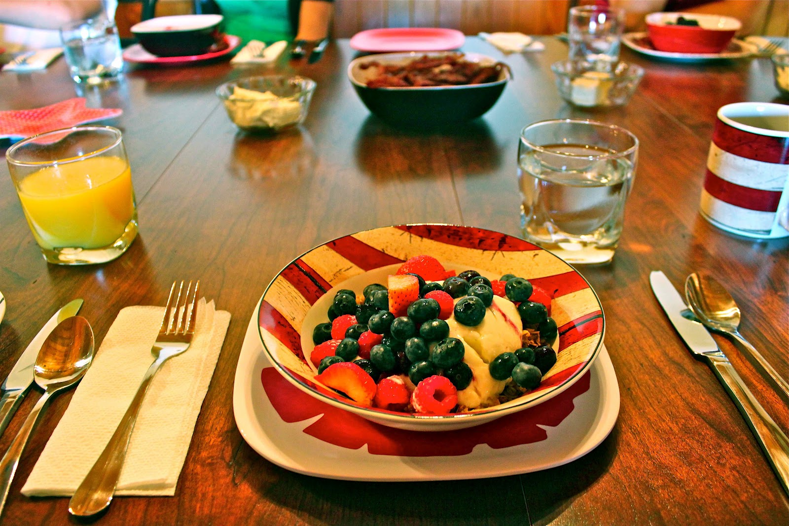 Katherine Fresh Fruit & Yogurt