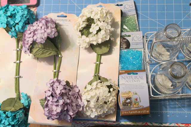 Faça você mesma: facílimo arranjo floral coloridinho. Blog Achados de Decoração Faça você mesma: facílimo arranjo floral coloridinho. Blog Achados de Decoração
