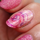 http://nails-arcenciel.blogspot.fr/2015/08/roses-aux-pastels-secs-facon-aquarelle.html