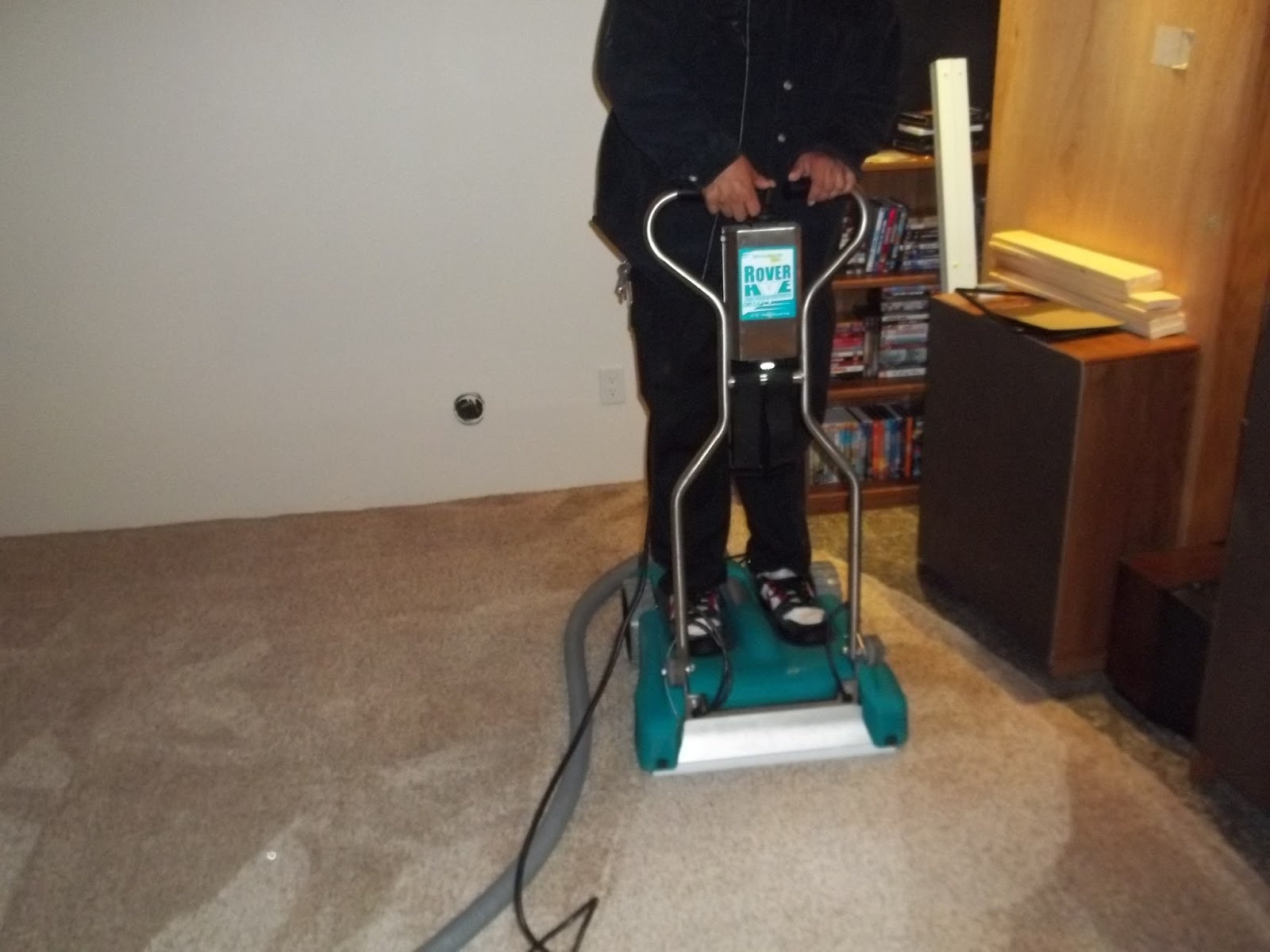 ServiceMaster of Salt Lake water extraction after flood