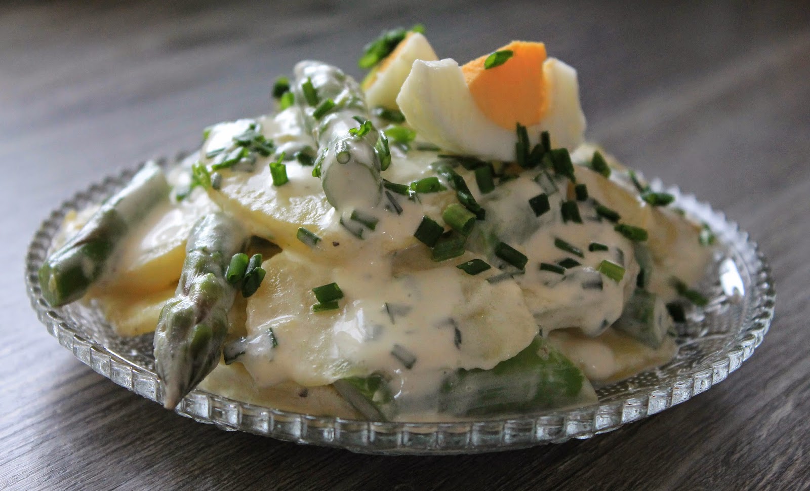 Svenja&amp;#39;s Koch- und Backblog: Kartoffelsalat mit grünem Spargel