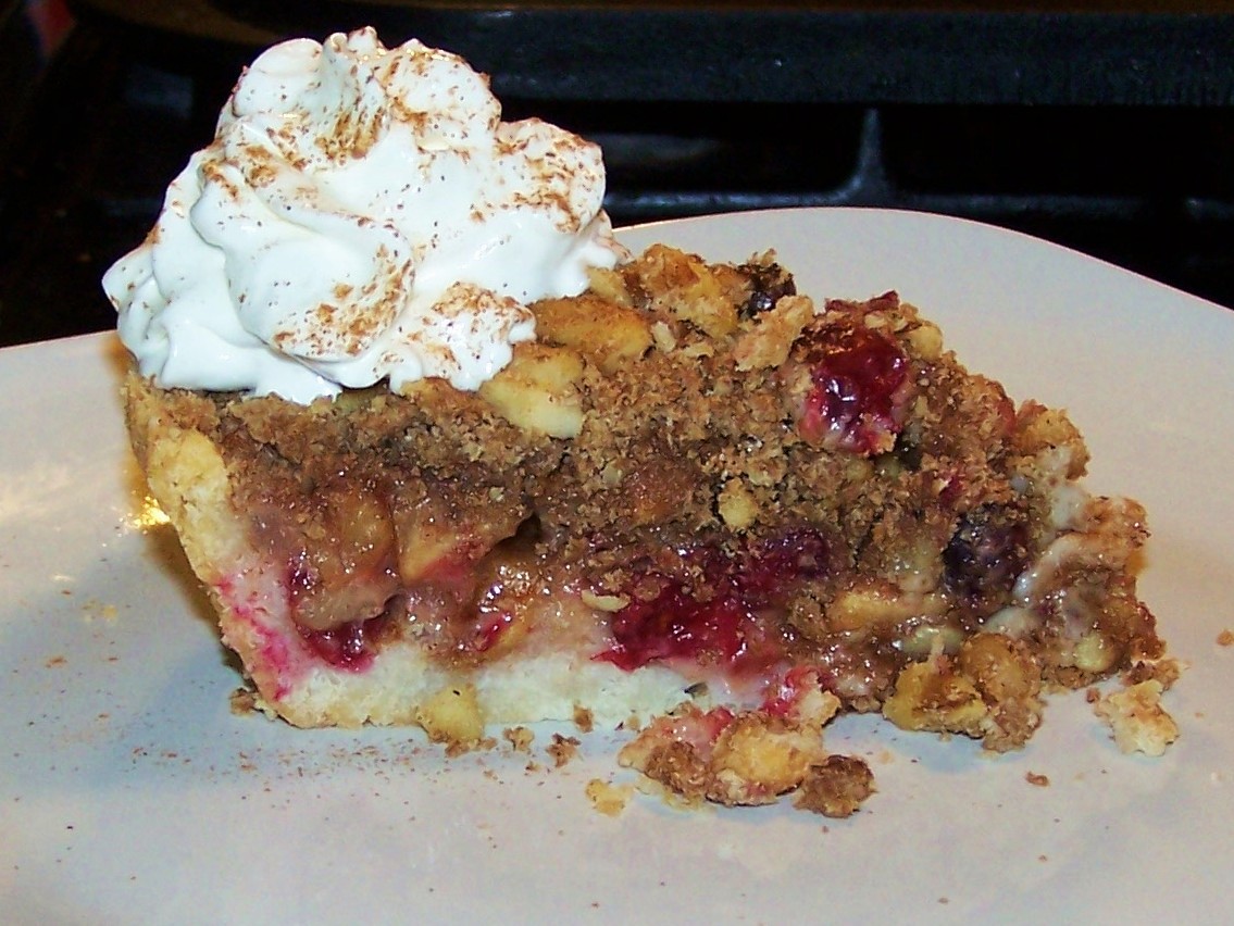 EZ Gluten Free Cranberry Apple Walnut Crumb Pie