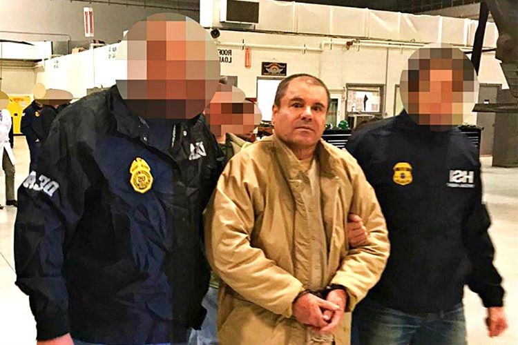 El Chapo Guzman yeniden firar etmemesi için tutuklanır tutuklanmaz ABD'deki özel güvenlikli bir hapishaneye aktarıldı.