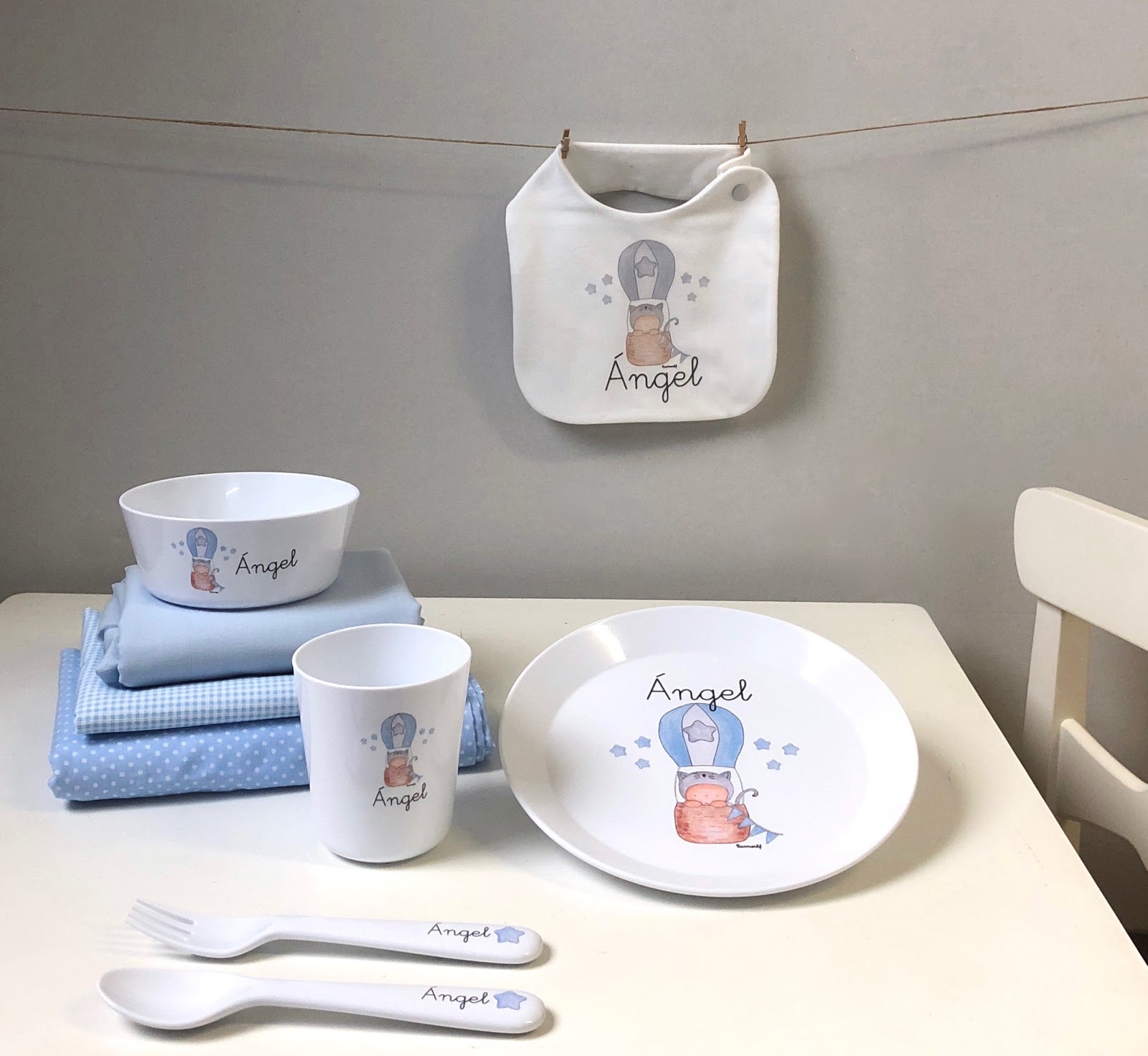 Boann Nanetes Vajilla Infantil Con Nombre Vajillas Infantiles - Main Image