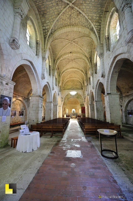 Léoncel l'abbaye photo Pascal Blachier