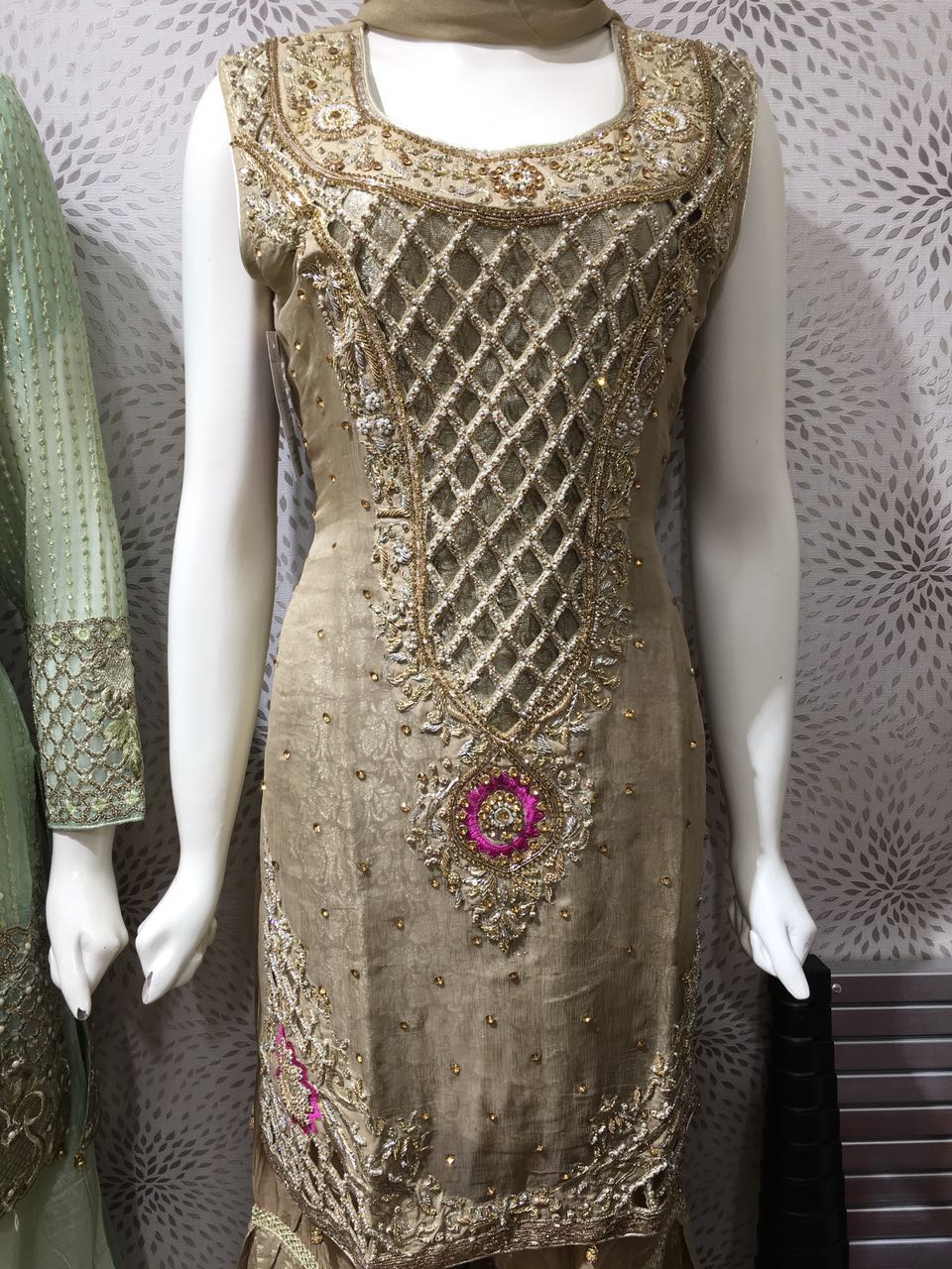 Designer Dresses Pakistan