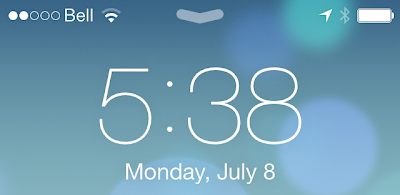 Signal strength and battery status bar seem to be larger on the lock screen. 