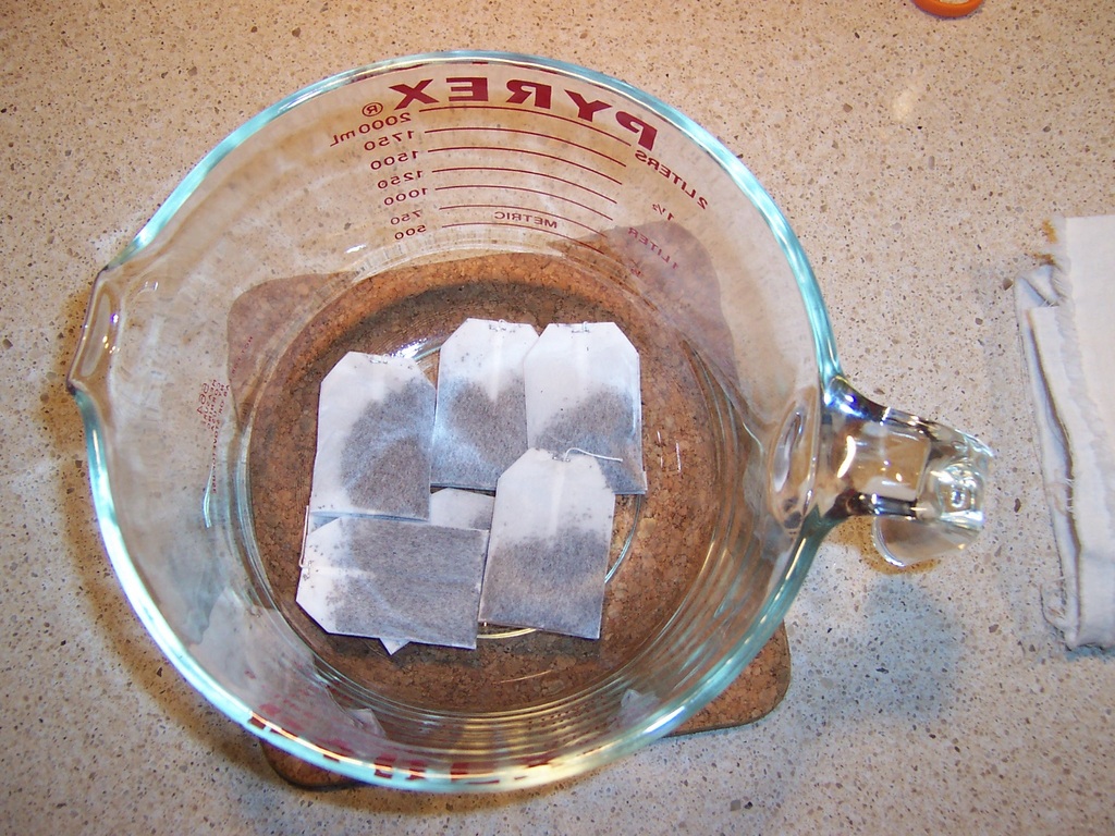 Experiment with Tea Dyeing